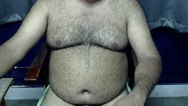 Snapshot of hairysubcub_70 chatting on August 4, 2026, 4:50 am hairysubcub 70 online show from August 4, 2026, 4:50 am