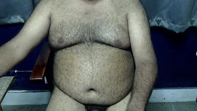 Snapshot of hairysubcub_70 chatting on July 2, 2026, 4:02 pm hairysubcub 70 online show from July 2, 2026, 4:02 pm