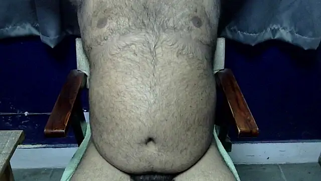 Snapshot of hairysubcub_70 chatting on June 10, 2026, 6:03 am hairysubcub 70 online show from June 10, 2026, 6:03 am