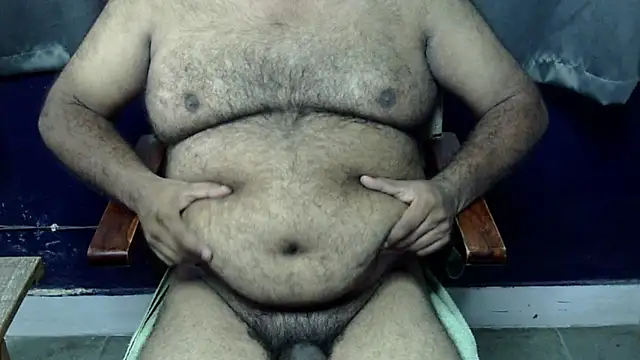 Snapshot of hairysubcub_70 chatting on July 31, 2026, 6:13 am hairysubcub 70 online show from July 31, 2026, 6:13 am