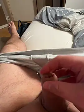 Snapshot of Tomi2244 chatting on October 7, 2025, 6:53 pm Tomi2244 online show from October 7, 2025, 6:53 pm