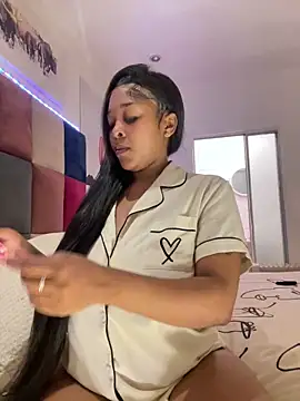 sexyTHANDO online show from May 17, 2026, 8:31 pm