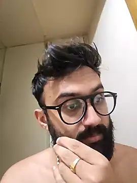 Snapshot of love4shownude chatting on January 14, 2025, 5:45 pm love4shownude online show from January 14, 2025, 5:45 pm