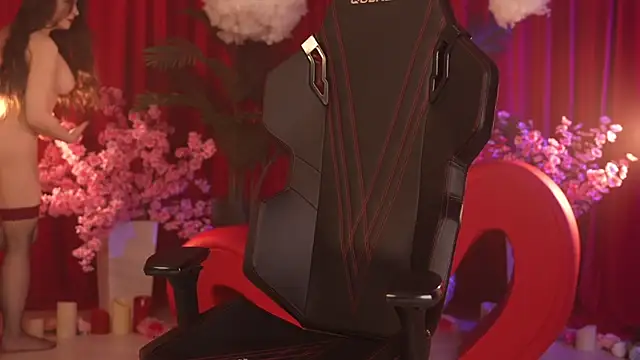 Snapshot of KittyCaitlin chatting on February 25, 2025, 3:20 am KittyCaitlin online show from February 25, 2025, 3:20 am