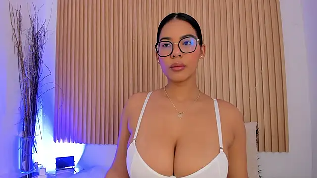 GenesisRuiz online show from June 29, 2026, 10:48 am