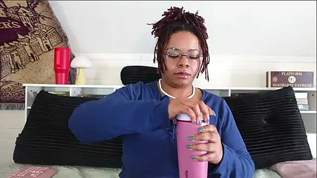 -khayaparker online show from February 28, 2026, 5:01 pm