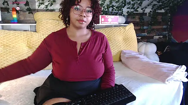 -khayaparker online show from January 14, 2025, 1:49 pm