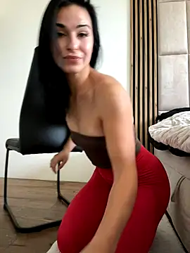 OIivia online show from October 9, 2025, 9:54 am