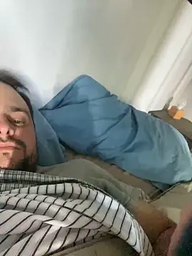 carlos01172011 online show from October 20, 2025, 10:38 am