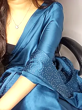 Snapshot of aliyaah_singh chatting on November 20, 2025, 5:24 pm aliyaah singh online show from November 20, 2025, 5:24 pm