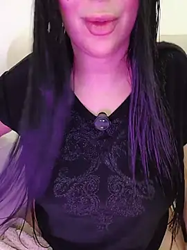 Snapshot of Queen_sousou chatting on July 5, 2026, 9:21 pm Queen sousou online show from July 5, 2026, 9:21 pm