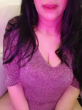 Snapshot of Queen_sousou chatting on June 21, 2026, 9:48 am Queen sousou online show from June 21, 2026, 9:48 am
