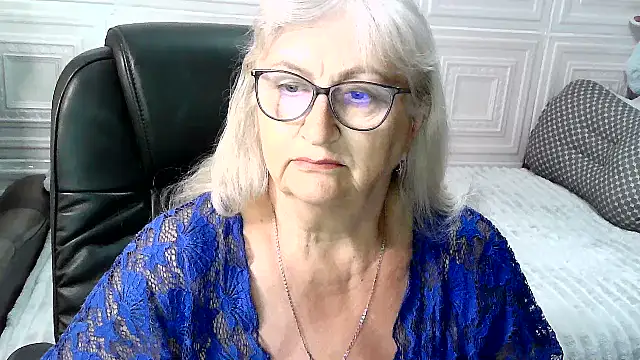 LolkaAlyss online show from July 12, 2026, 11:11 am