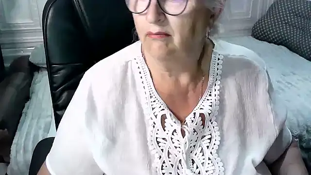 LolkaAlyss online show from July 9, 2026, 10:20 pm
