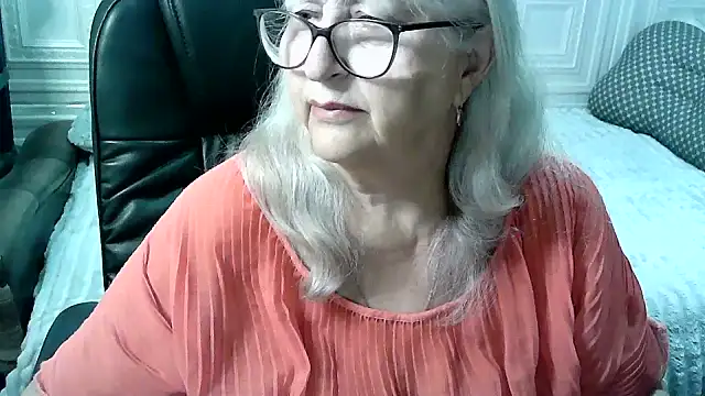 LolkaAlyss online show from July 26, 2026, 9:16 am