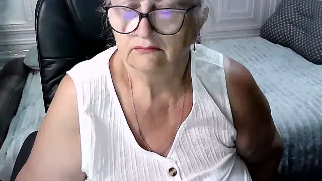 LolkaAlyss online show from July 11, 2026, 8:03 am