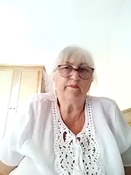 LolkaAlyss online show from June 26, 2026, 1:39 pm