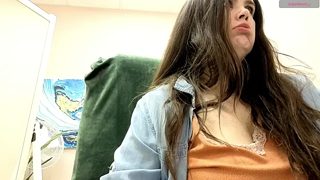 Snapshot of BattyMoll chatting on November 27, 2025, 3:34 pm BattyMoll online show from November 27, 2025, 3:34 pm