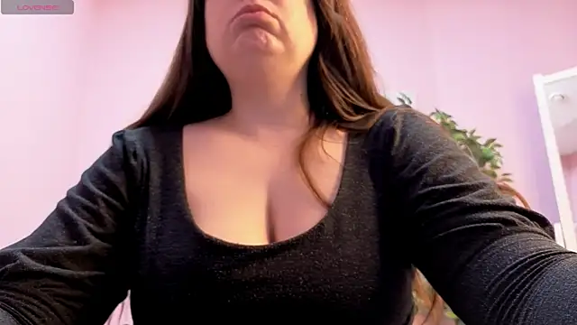 BattyMoll online show from March 21, 2026, 4:00 pm