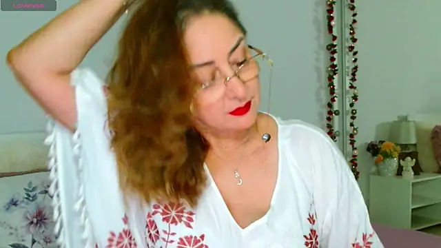 Tyana40 online show from July 20, 2026, 1:13 am
