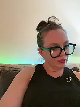 Snapshot of FemDom_RubyKnightXXO chatting on July 27, 2026, 1:40 pm FemDom RubyKnightXXO online show from July 27, 2026, 1:40 pm