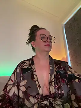 Snapshot of FemDom_RubyKnightXXO chatting on July 1, 2026, 6:41 pm FemDom RubyKnightXXO online show from July 1, 2026, 6:41 pm