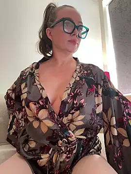 Snapshot of FemDom_RubyKnightXXO chatting on August 5, 2026, 2:11 pm FemDom RubyKnightXXO online show from August 5, 2026, 2:11 pm
