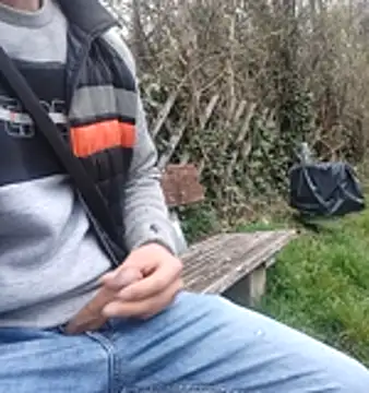 Snapshot of GermanBigDream chatting on April 4, 2026, 3:51 pm GermanBigDream online show from April 4, 2026, 3:51 pm