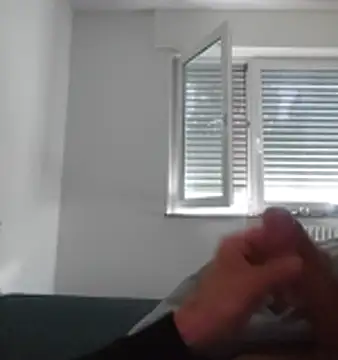 Snapshot of GermanBigDream chatting on May 14, 2026, 5:15 am GermanBigDream online show from May 14, 2026, 5:15 am