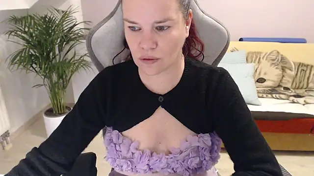 Jenny-Sun online show from December 16, 2025, 5:28 pm