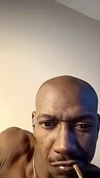 Snapshot of RinsingWood84 chatting on December 1, 2025, 12:39 pm RinsingWood84 online show from December 1, 2025, 12:39 pm