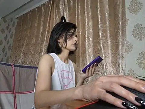 Snapshot of XxStacyy chatting on August 5, 2026, 12:48 am XxStacyy online show from August 5, 2026, 12:48 am