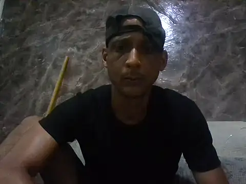 Snapshot of domigoodguy chatting on November 7, 2025, 8:57 pm domigoodguy online show from November 7, 2025, 8:57 pm