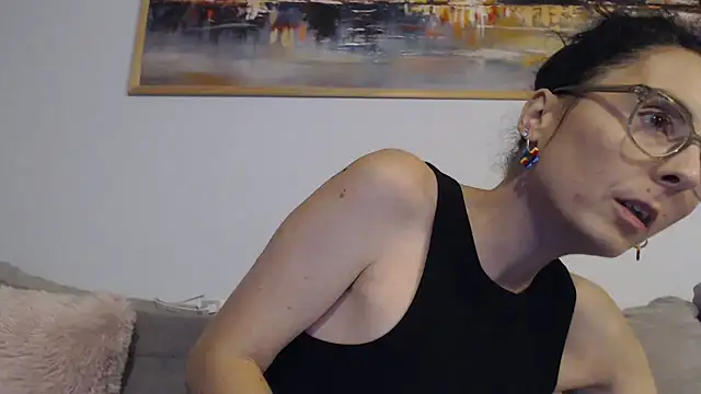 Snapshot of cleophee chatting on October 9, 2025, 5:41 am cleophee online show from October 9, 2025, 5:41 am