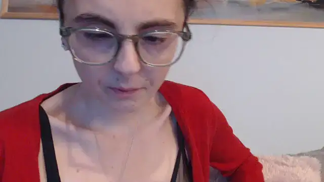 Snapshot of cleophee chatting on October 28, 2025, 6:45 am cleophee online show from October 28, 2025, 6:45 am