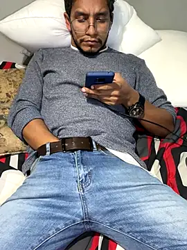 Snapshot of Darkdickhard chatting on November 5, 2025, 3:53 am Darkdickhard online show from November 5, 2025, 3:53 am