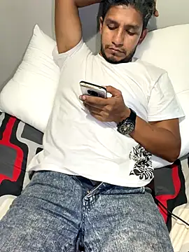 Snapshot of Darkdickhard chatting on October 19, 2025, 1:52 am Darkdickhard online show from October 19, 2025, 1:52 am