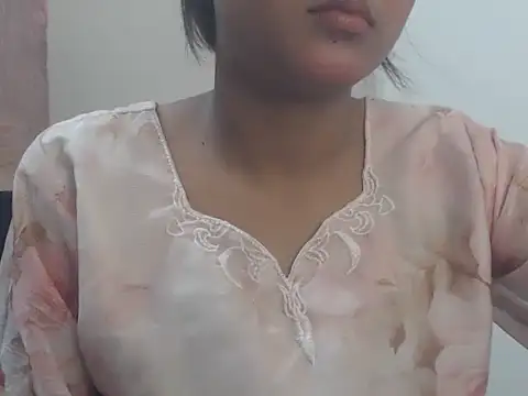 Snapshot of NancyRuvi chatting on April 27, 2026, 6:06 pm NancyRuvi online show from April 27, 2026, 6:06 pm
