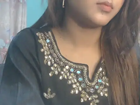 Snapshot of NancyRuvi chatting on April 9, 2026, 3:18 pm NancyRuvi online show from April 9, 2026, 3:18 pm