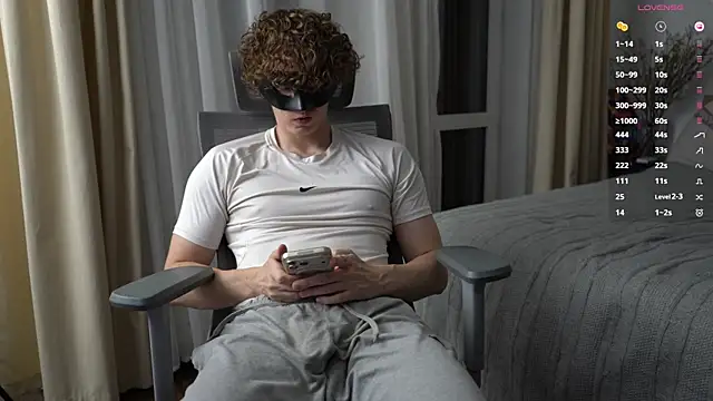 Snapshot of BumBuster69 chatting on May 6, 2026, 8:24 pm BumBuster69 online show from May 6, 2026, 8:24 pm