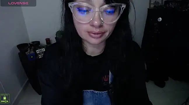 Alexa-Sweet69 online show from December 19, 2024, 11:46 pm