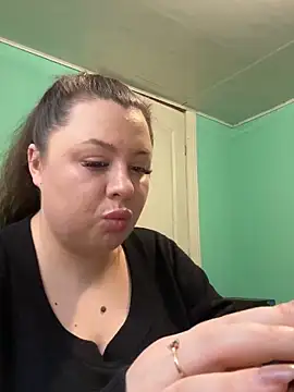 Snapshot of Sara_Slow chatting on March 3, 2026, 2:02 pm Sara Slow online show from March 3, 2026, 2:02 pm