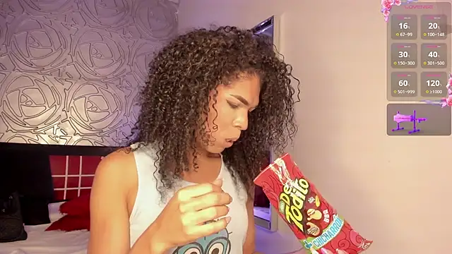 vennus1  online show from November 15, 2025, 2:21 pm