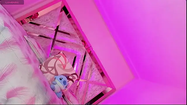 anapuala sexxx online show from March 5, 2026, 7:27 am