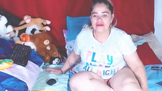 estrellita fugaz16x online show from October 21, 2025, 3:17 am