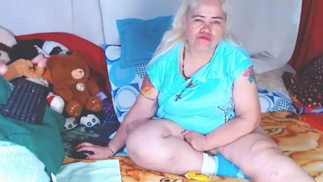 estrellita fugaz16x online show from November 28, 2025, 10:43 pm