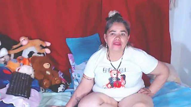 estrellita fugaz16x online show from October 19, 2025, 2:03 am