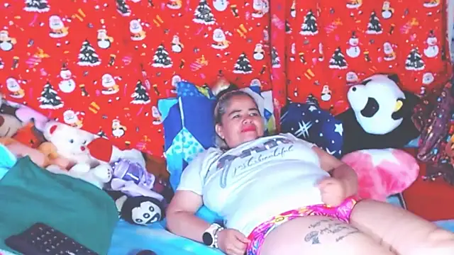 Snapshot of estrellita_fugaz16x chatting on February 12, 2026, 3:28 am estrellita fugaz16x online show from February 12, 2026, 3:28 am