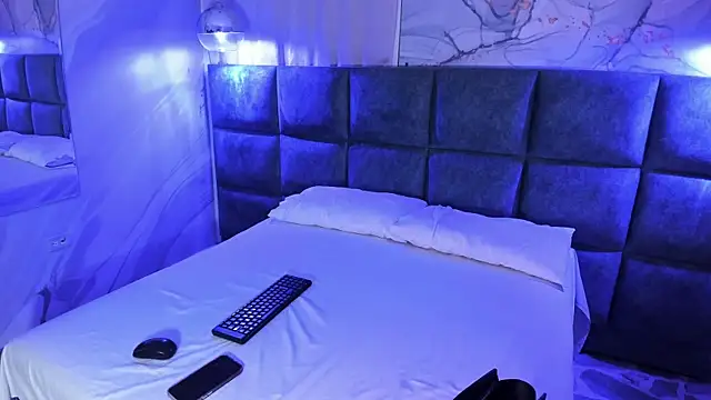 Maddysex  online show from May 3, 2026, 11:15 am
