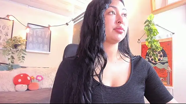 Snapshot of Pocahontas_power chatting on September 17, 2025, 5:48 pm Pocahontas power online show from September 17, 2025, 5:48 pm